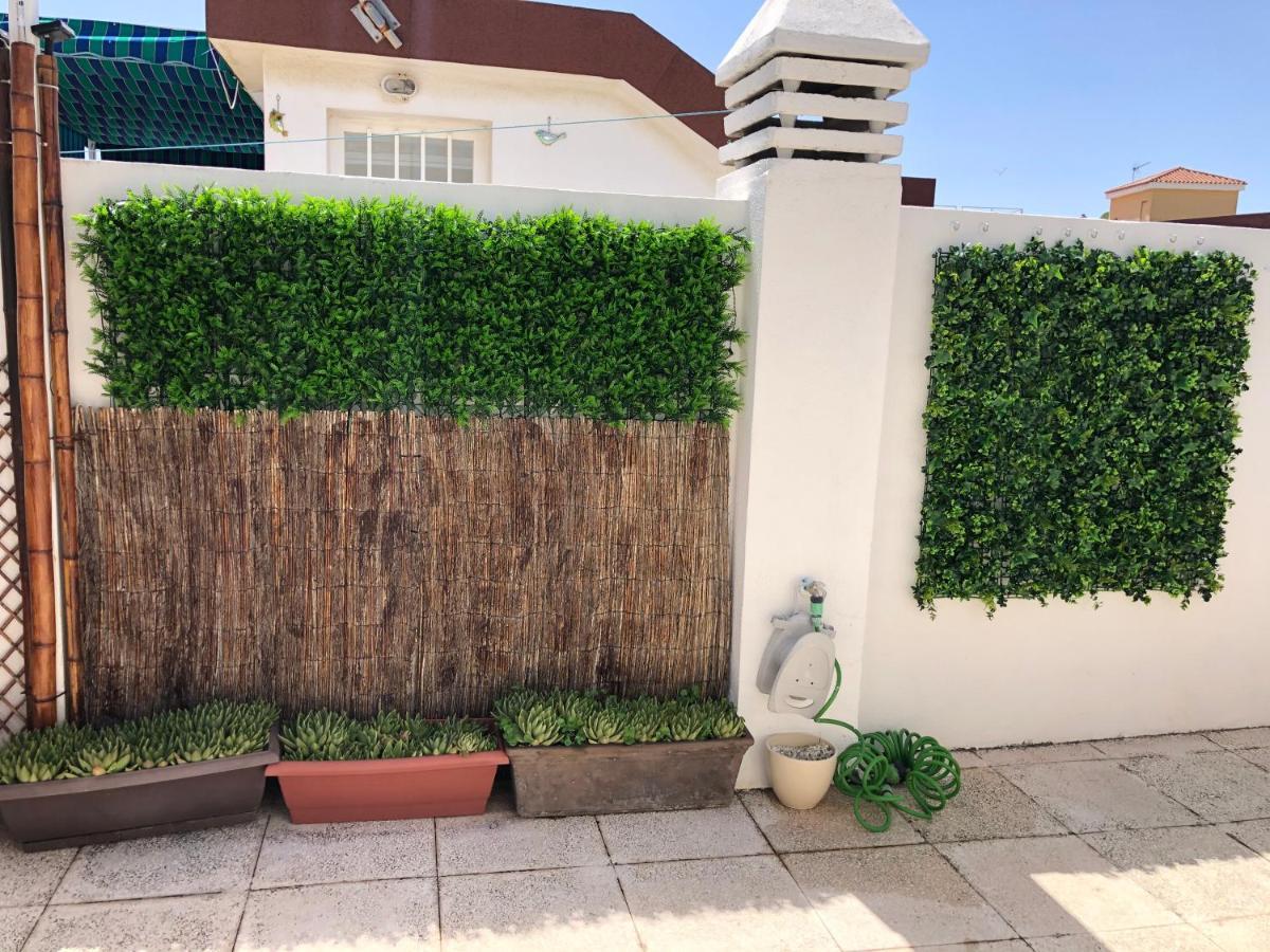 El Cortijuelo. Magnificent Triplex Terraced House With Rooftop Of 18M2, Overlooking The Sea. Parking Torremolinos Exterior foto
