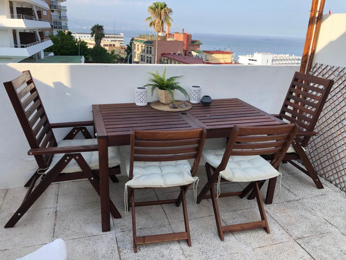 El Cortijuelo. Magnificent Triplex Terraced House With Rooftop Of 18M2, Overlooking The Sea. Parking Torremolinos Exterior foto